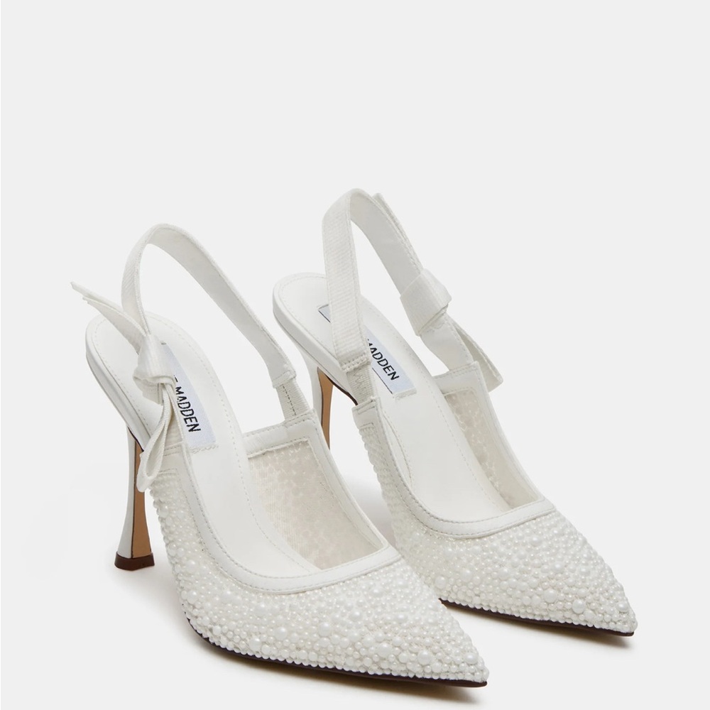 Steve Madden Bri White Lace Pearl Heels Size 7